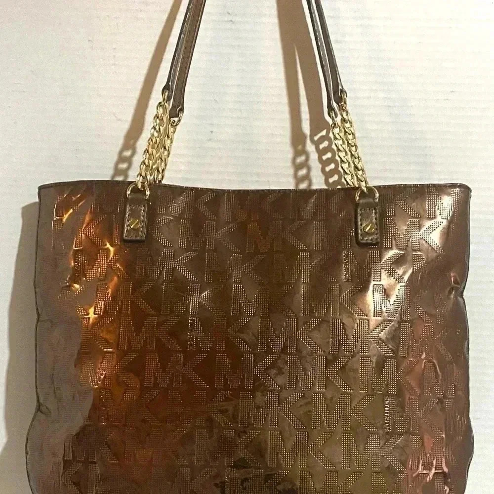 Michael Kors MK signature cocoa metallic tote handbag - Picture 4 of 8
